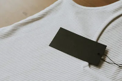 Где можно отыскать пример товарной этикетки? Где можно отыскать пример товарной этикетки?